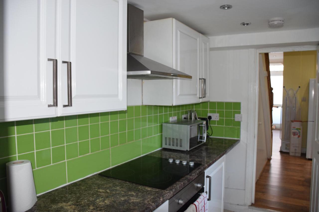 Three Bedroom House Lancaster Road Londres Exterior foto