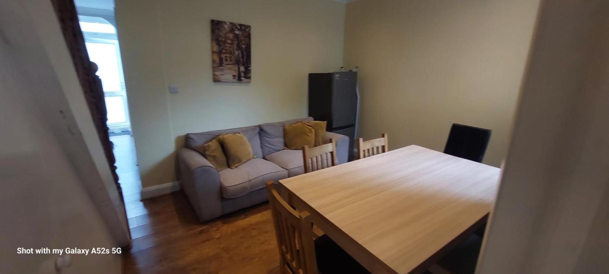 Three Bedroom House Lancaster Road Londres Exterior foto